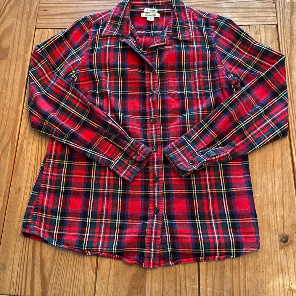 L.L. Bean woman’s  Plaid flannel Shirt - slightly fitted cut.